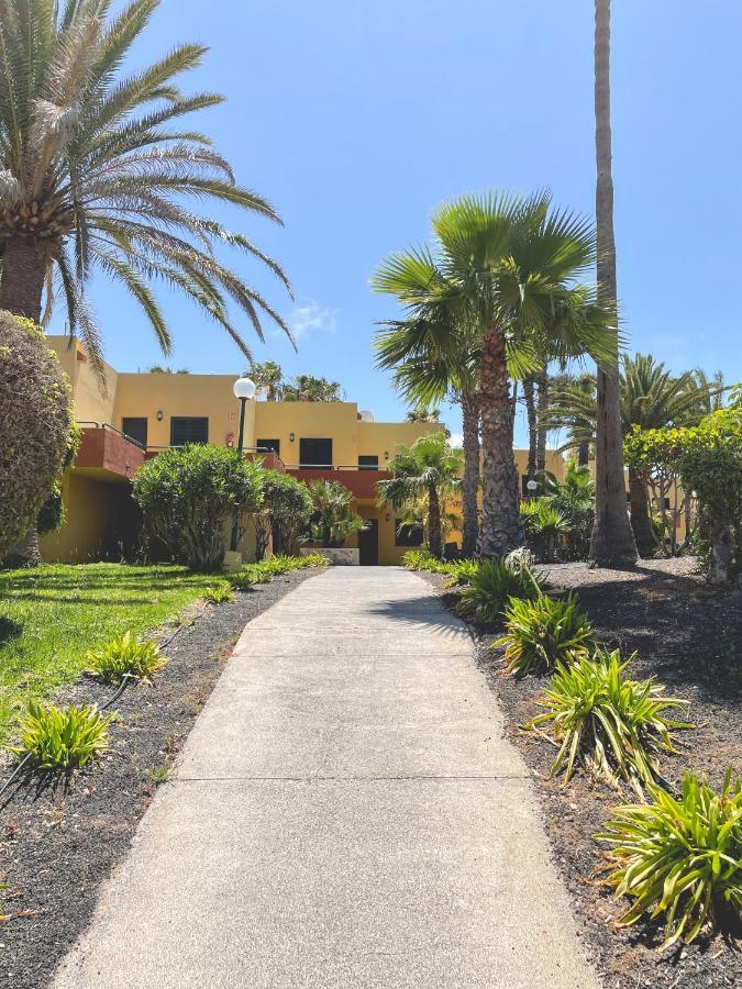 Seaside : A Cozy In A Peaceful Well Located Complex Apartment